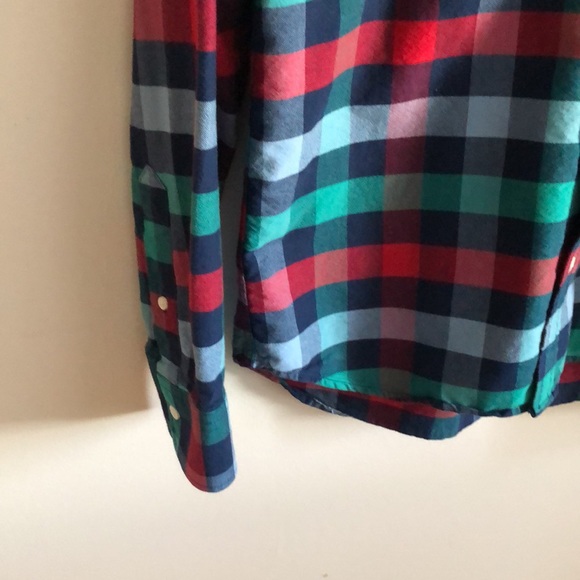 Old navy shirt - Picture 5 of 6